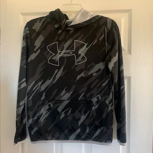Under Armour sweatshirt